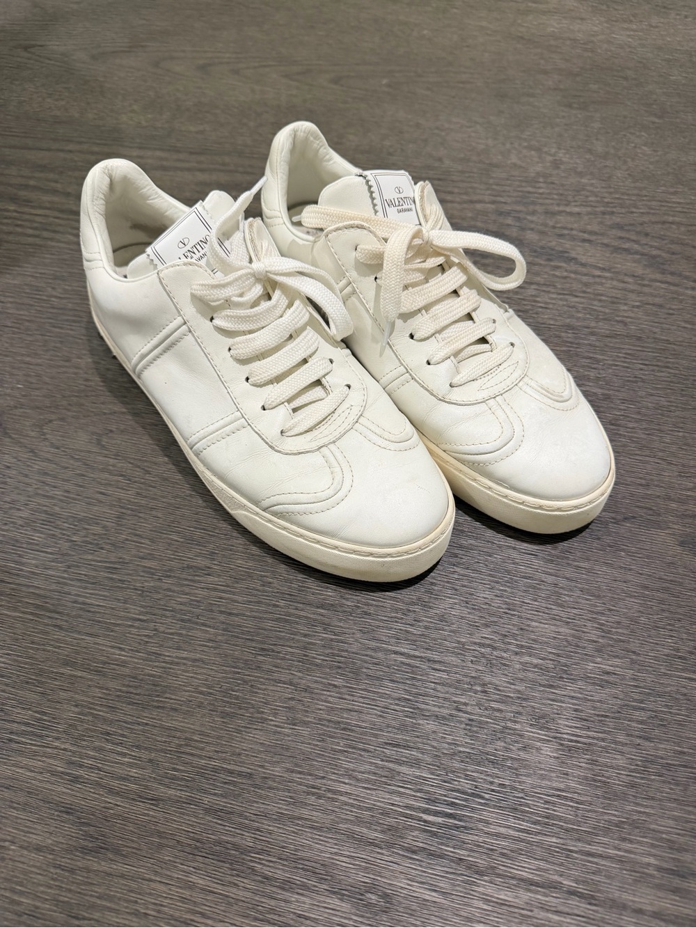 Valentino Garavani Cream White Low-Top Leather Sneakers